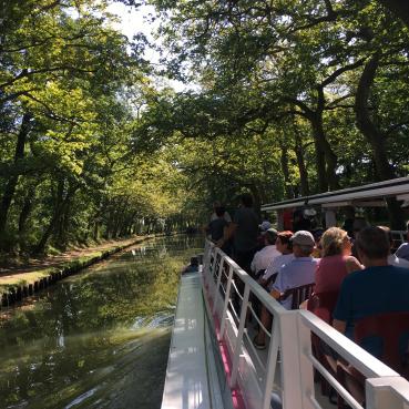 Péniche Surcouf sur le Canal du Midi